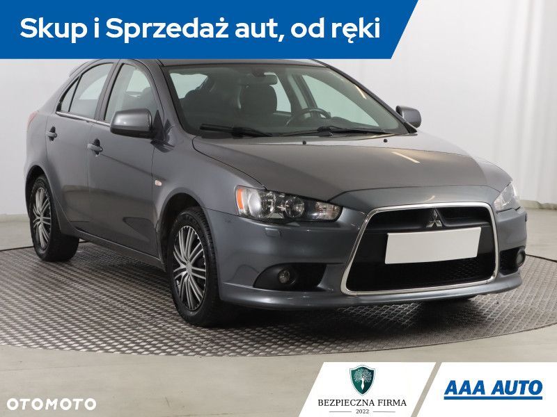 Mitsubishi Lancer - 2