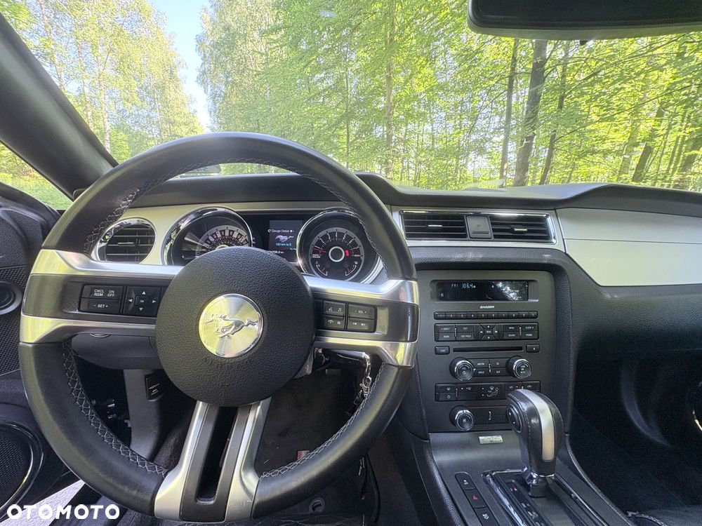 Ford Mustang 3.7 V6 Premium - 8