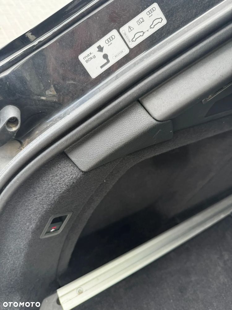 Audi A4 Avant 40 TDI S tronic S line - 26