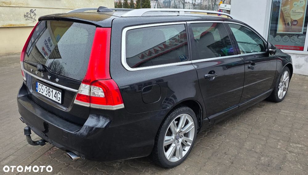 Volvo V70 D4 Geartronic Summum - 13
