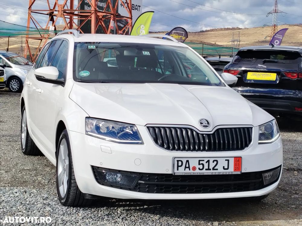 Skoda Octavia Combi 2.0 TDI Tour - 12
