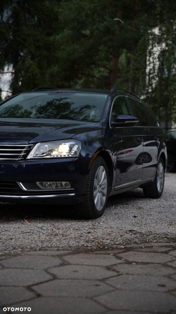 Volkswagen Passat - 2