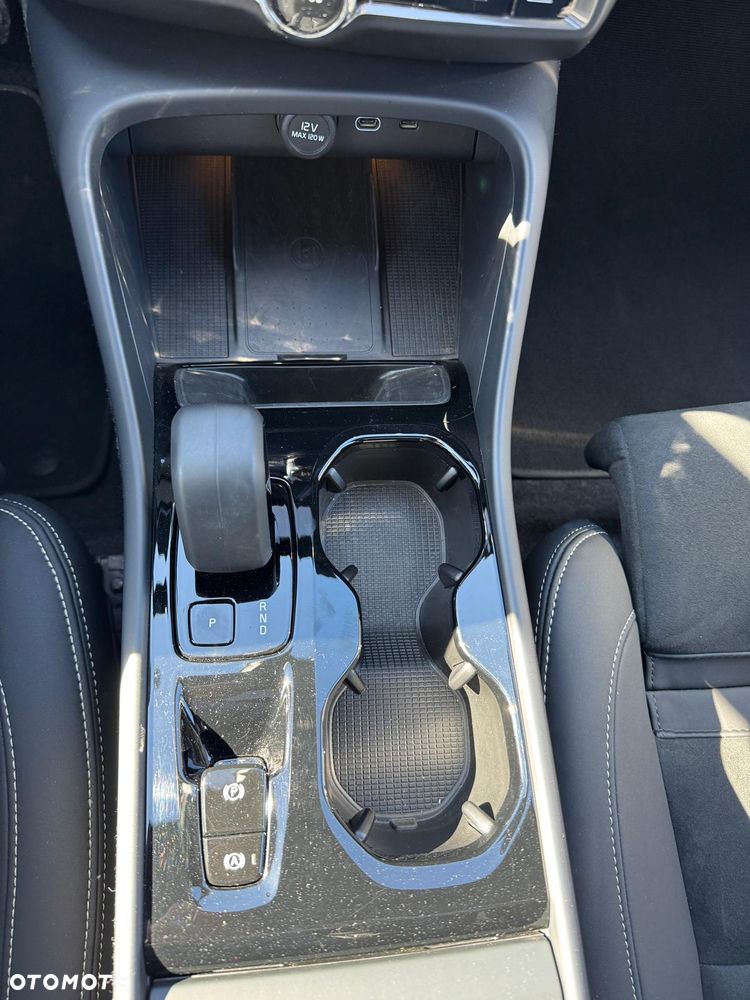 Volvo XC 40 B5 AWD Ultimate Dark - 14