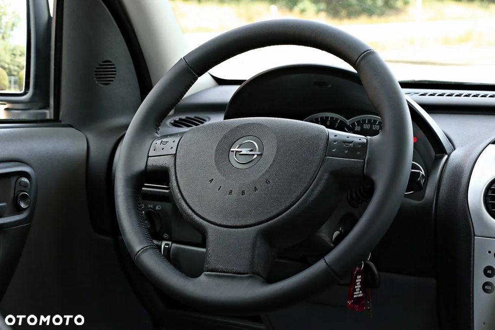 Opel Combo Tour Enjoy - 30