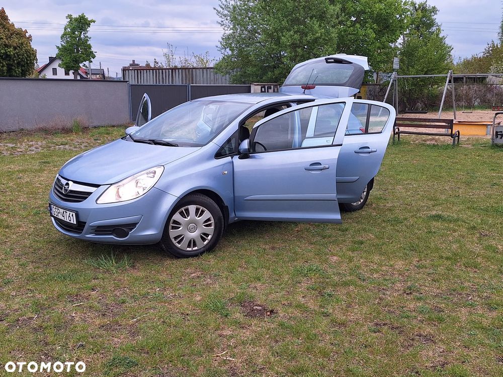 Opel Corsa 1.4 16V Cosmo - 2