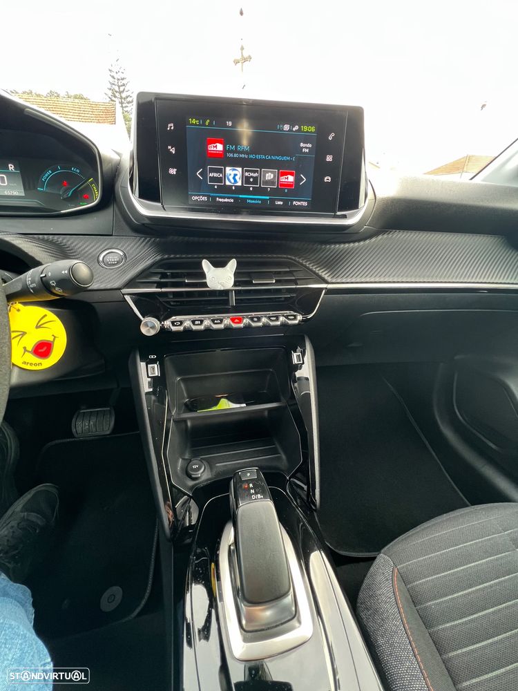 Peugeot e-208 Allure Pack - 3