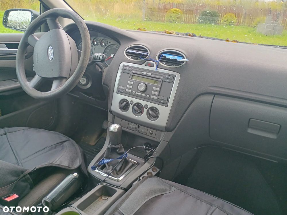 Ford Focus - 22