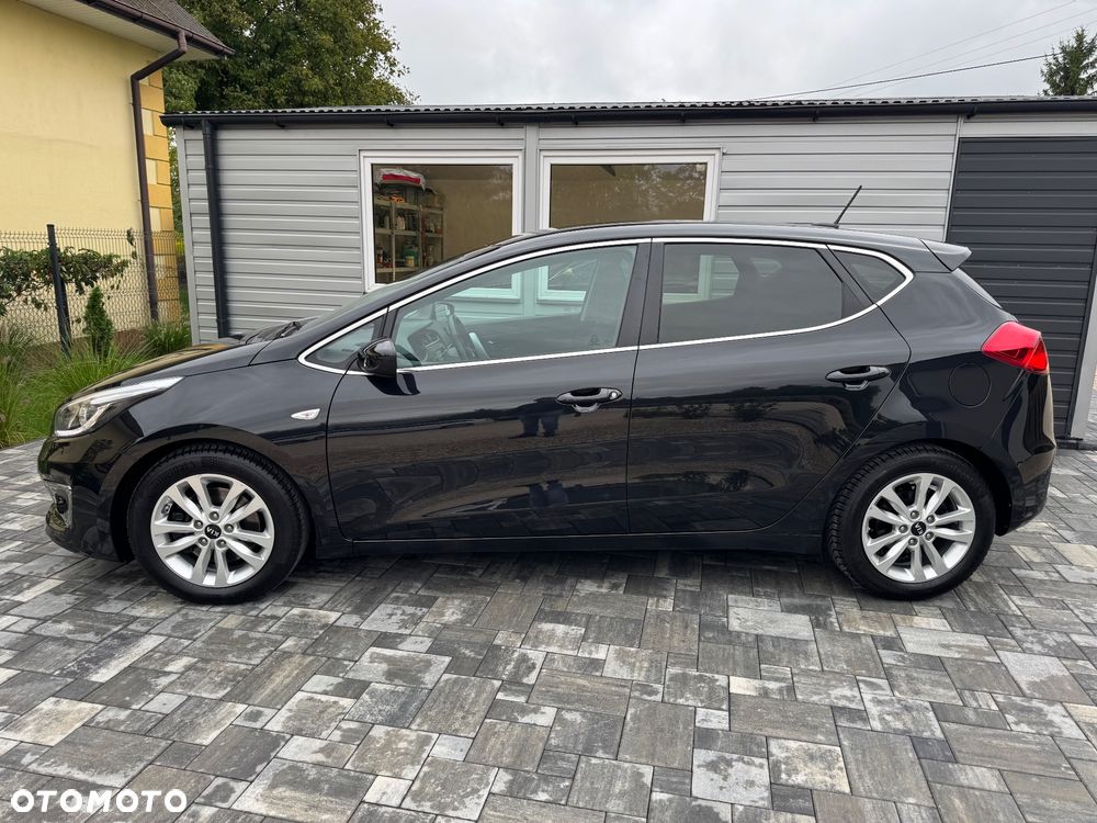 Kia Ceed 1.6 GDI Dream-Team Edition - 3