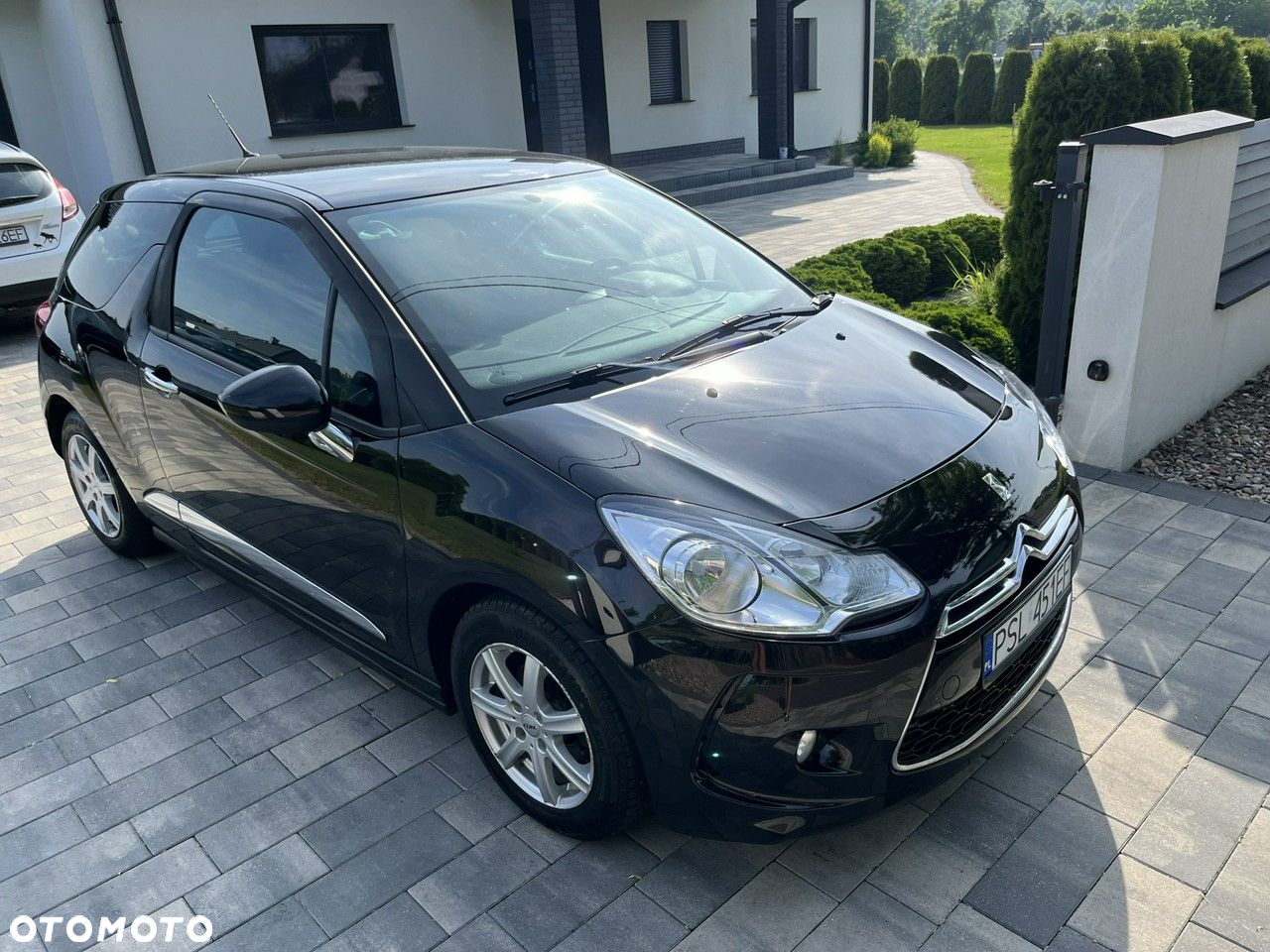 Citroën DS3 BlueHDi 100 CONNECTED CHIC - 2