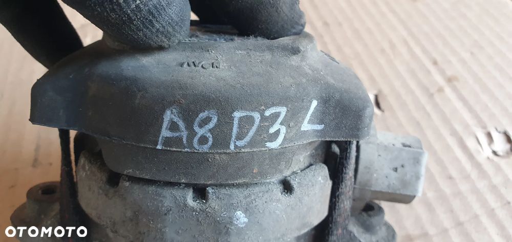 Łapa poduszka skrzyni biegów Audi A8 D3 3.0 TDI 4E0399151DH - 9