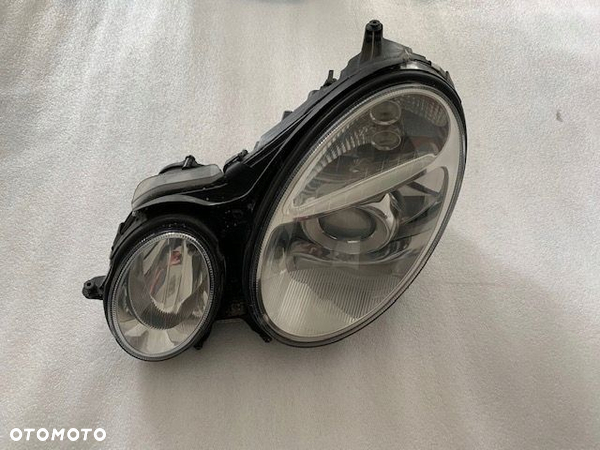 MERCEDES E KLASA W211 LAMPA LEWA BI XENON KOMPLETNA A2118202161 CAŁA EUROPA