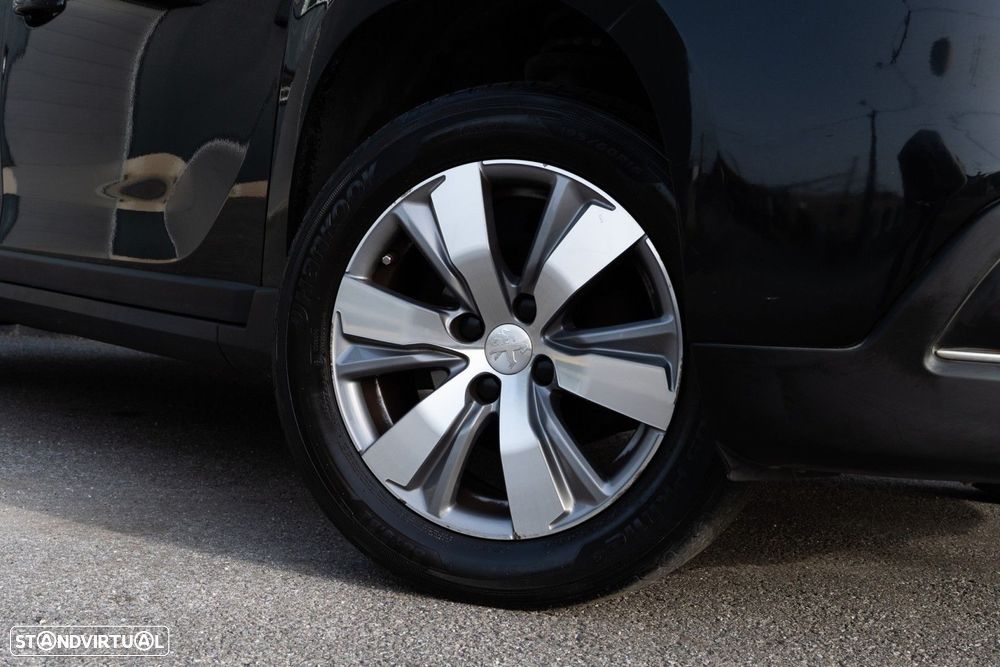 Peugeot 2008 1.2 PureTech Style - 30