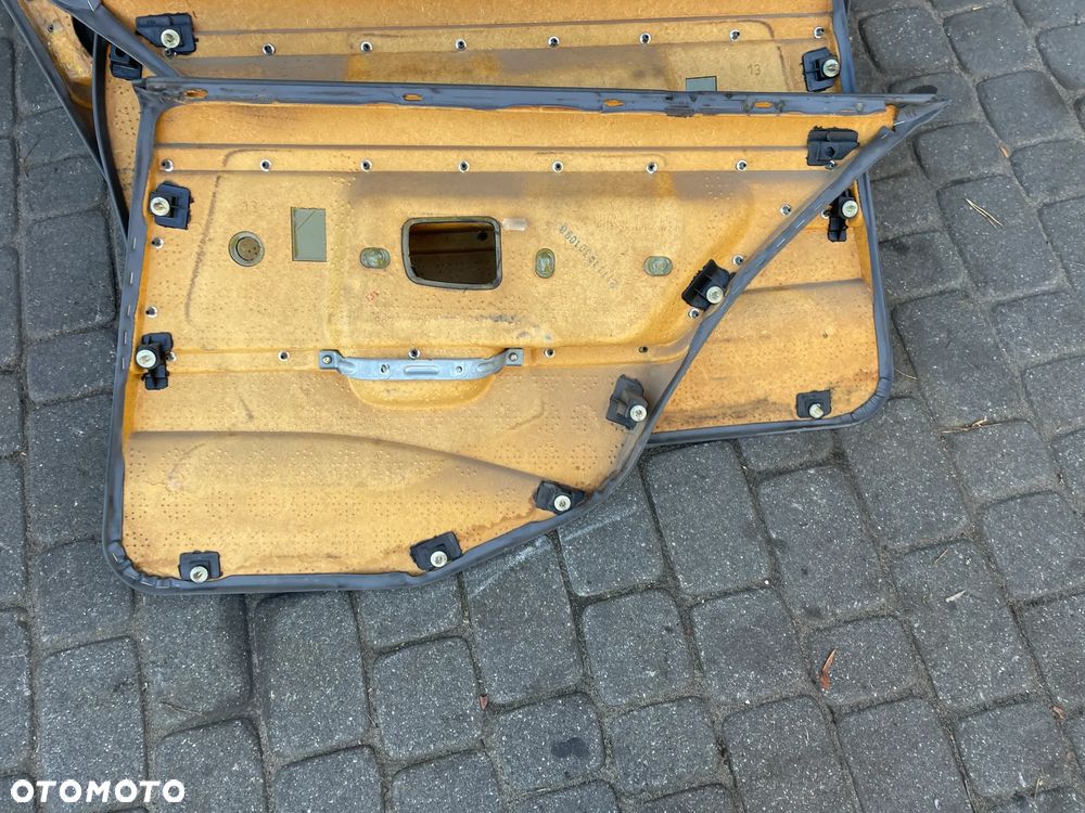 Boczki bmw e36 sedan skóra biała - 9