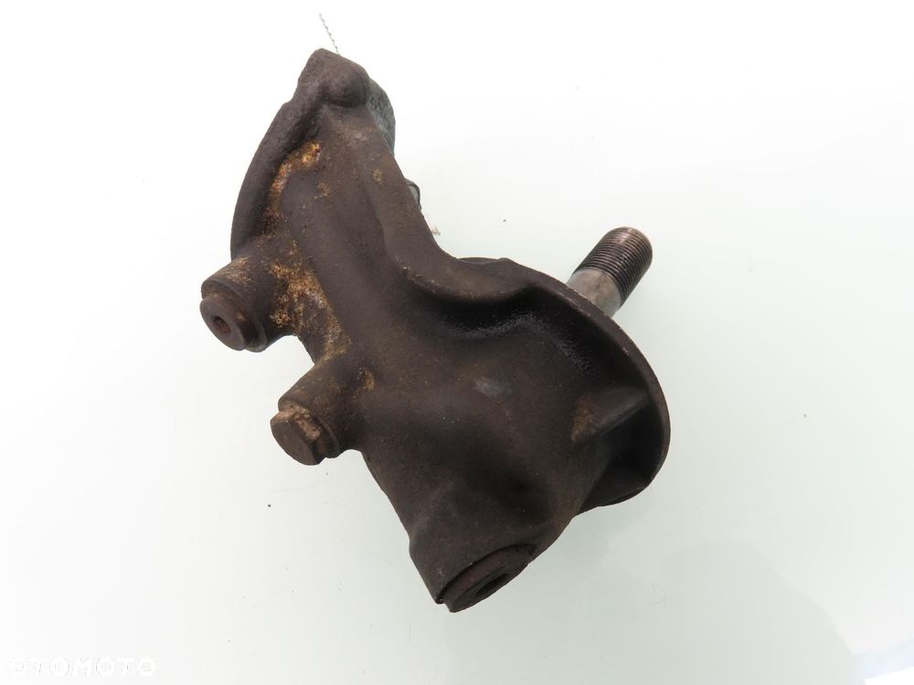 PODSTAWA FILTRA OLEJU VW 2.4 D 074115417N - 4