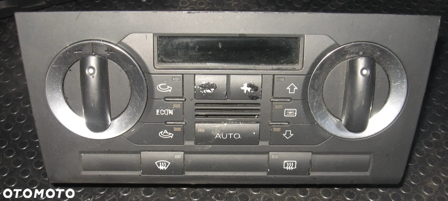 panel klimatyzacji AUDI A3 8P 8P08200435PR - 4
