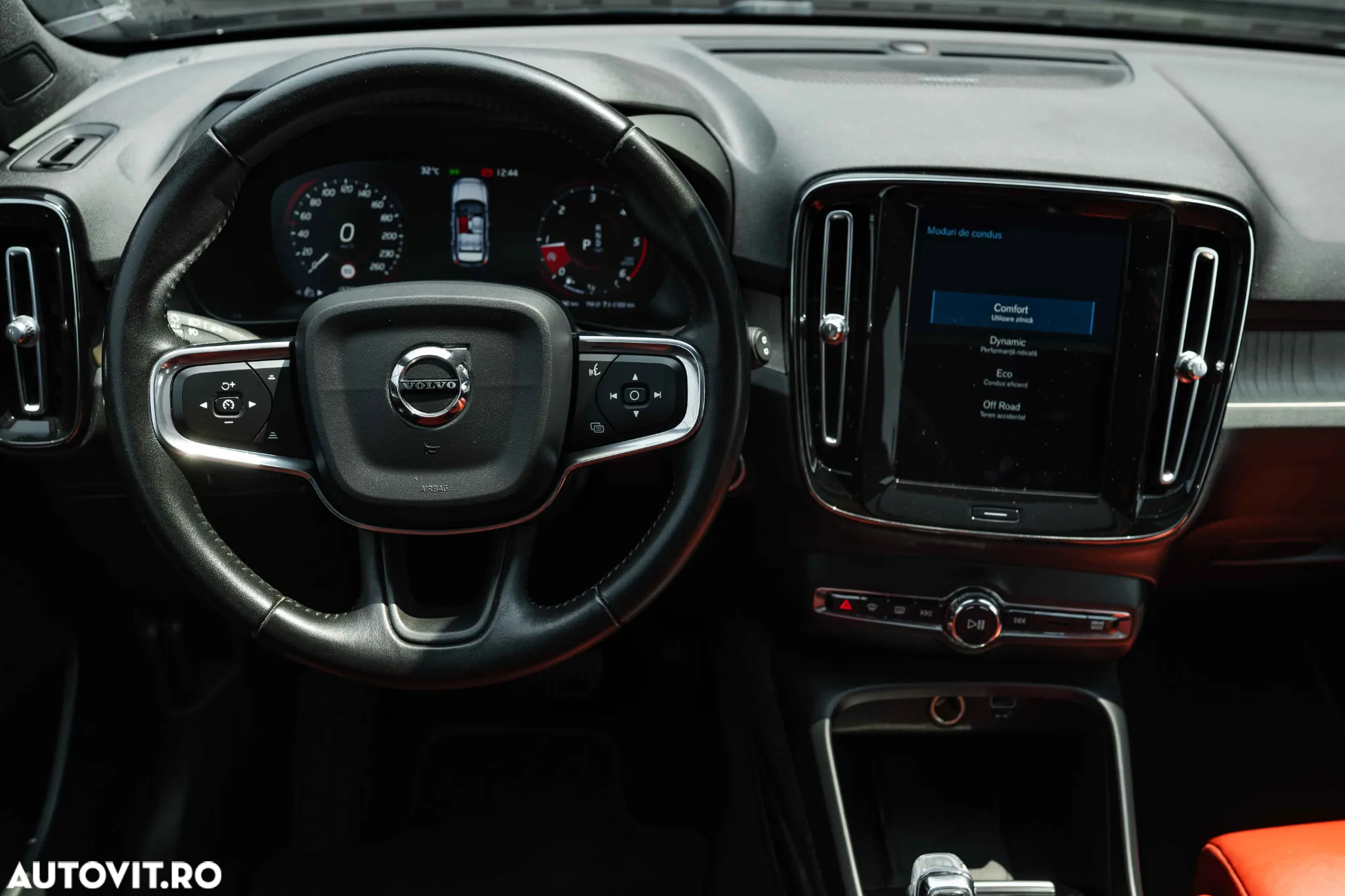 Volvo XC 40 D4 AWD Inscription - 20