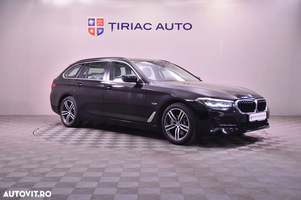 BMW Seria 5 530e xDrive Touring Aut. - 7