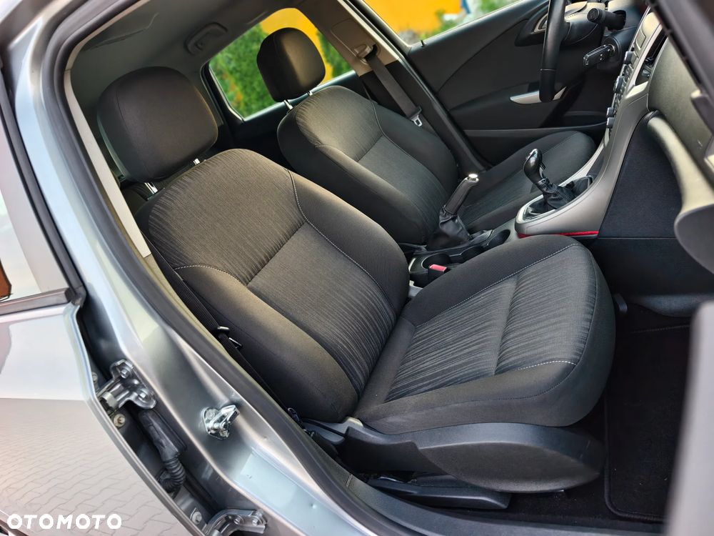 Opel Astra 1.4 ecoFLEX - 20