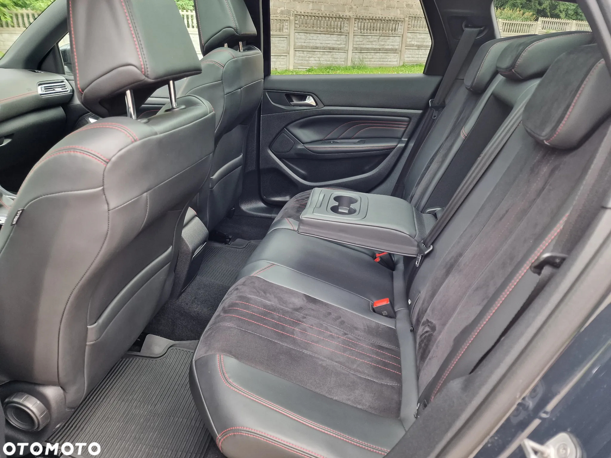 Peugeot 308 SW BlueHDi 180 EAT6 GT - 17