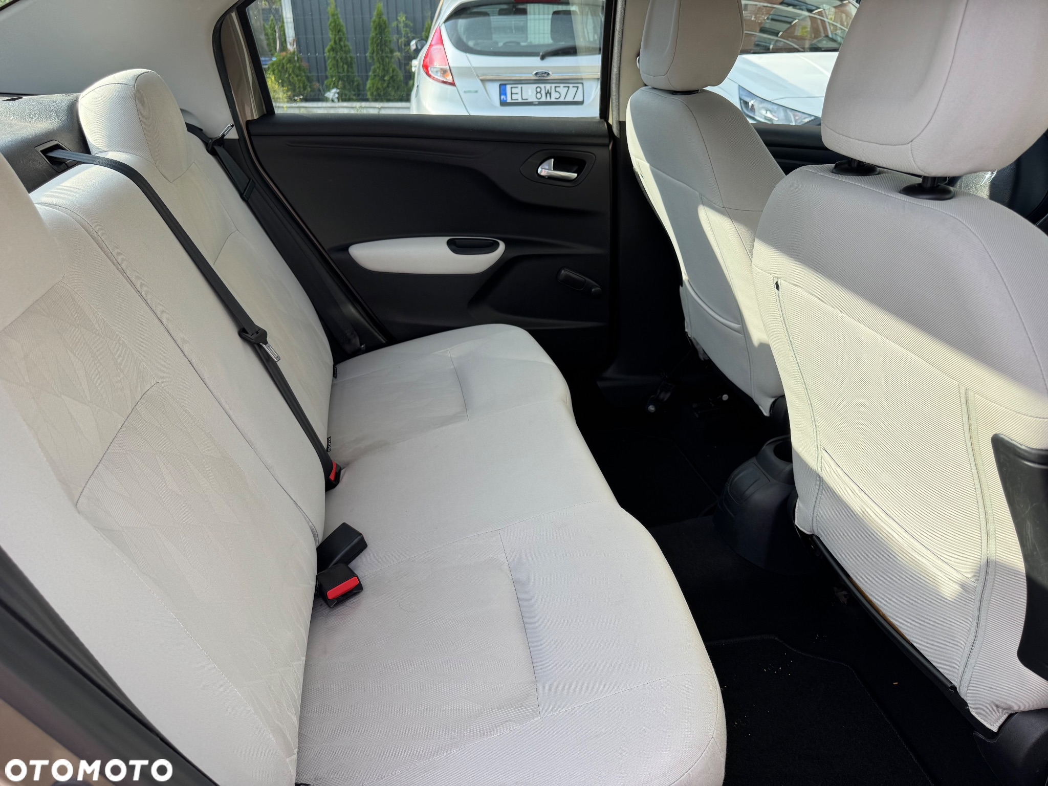 Citroën C-Elysée 1.6 VTi Exclusive - 6
