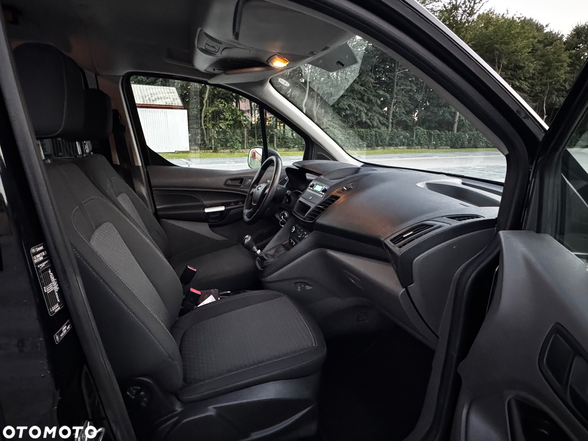 Ford Transit Connect 220 L1 LKW Trend - 10