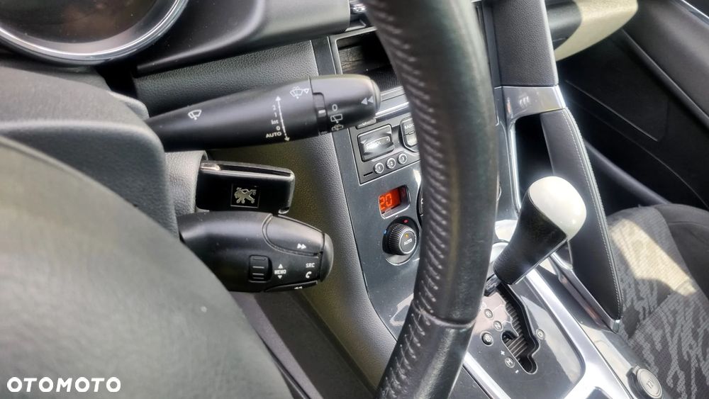 Peugeot 3008 HDi FAP 160 Automatik Active - 25