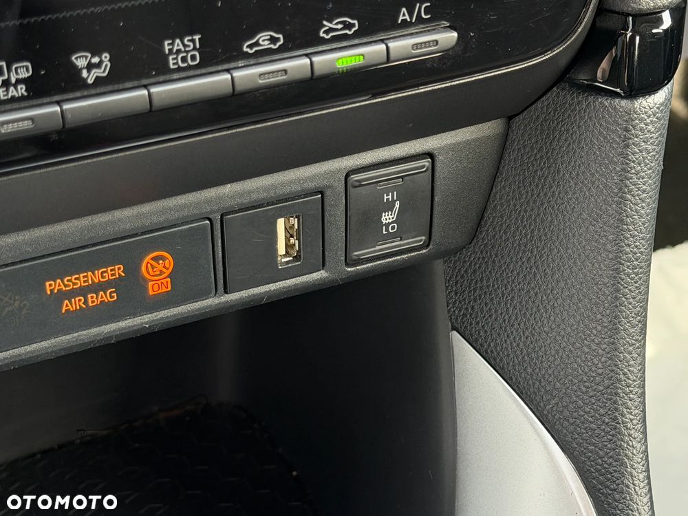 Toyota Yaris Hybrid 1.5 Comfort - 21