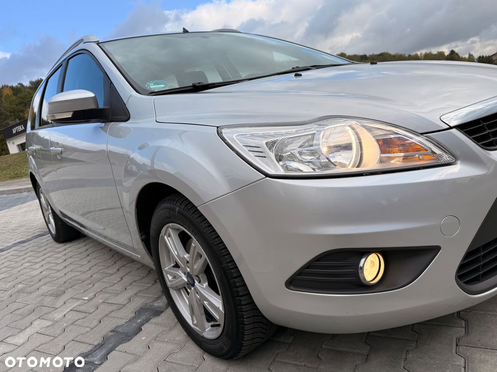 Ford Focus 1.6 Ambiente - 18