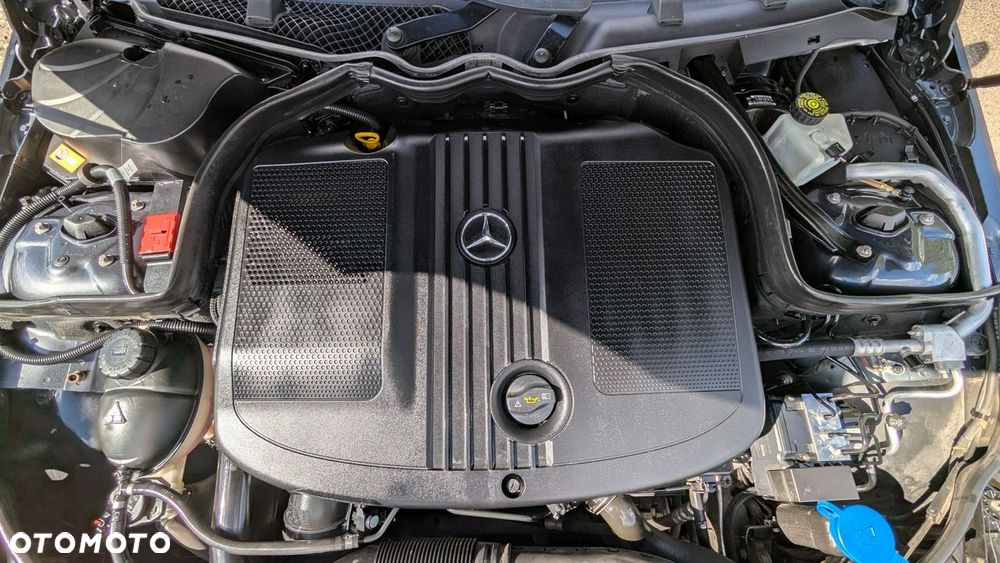 Mercedes-Benz Klasa C 200 CDI BlueEff Classic - 40