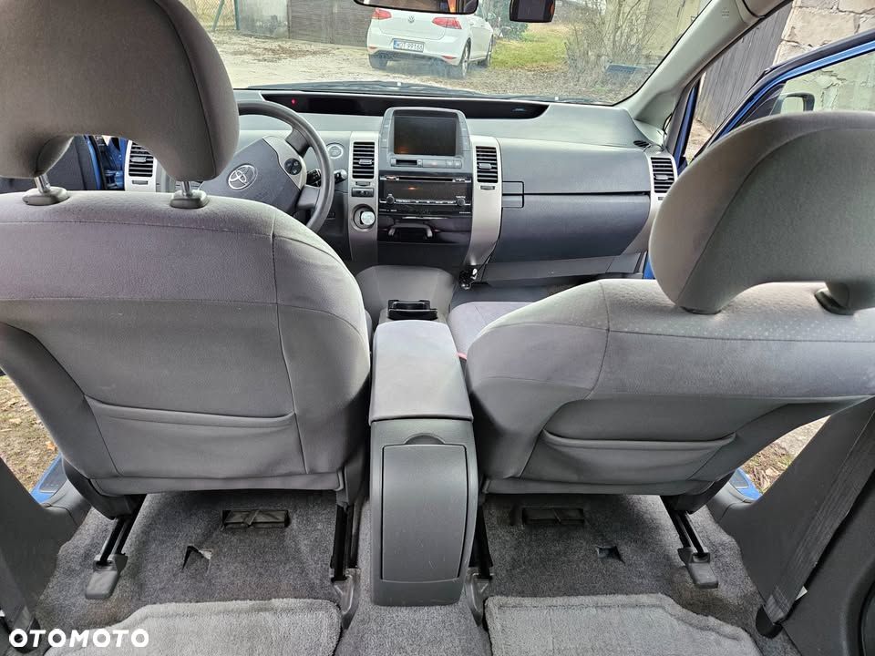 Toyota Prius 1.5 VVT-i Sol - 9