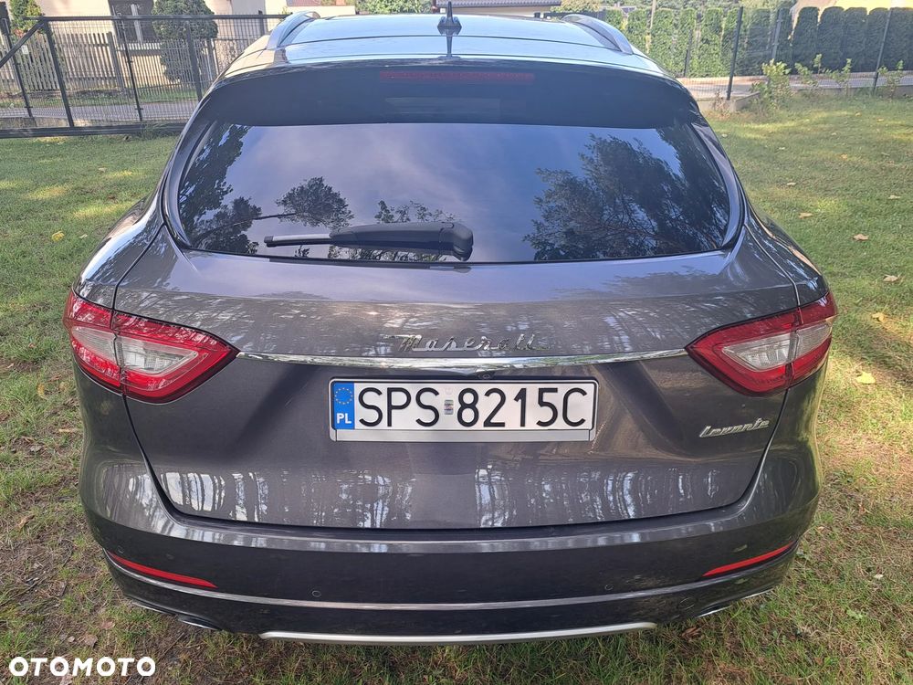 Maserati Levante - 10