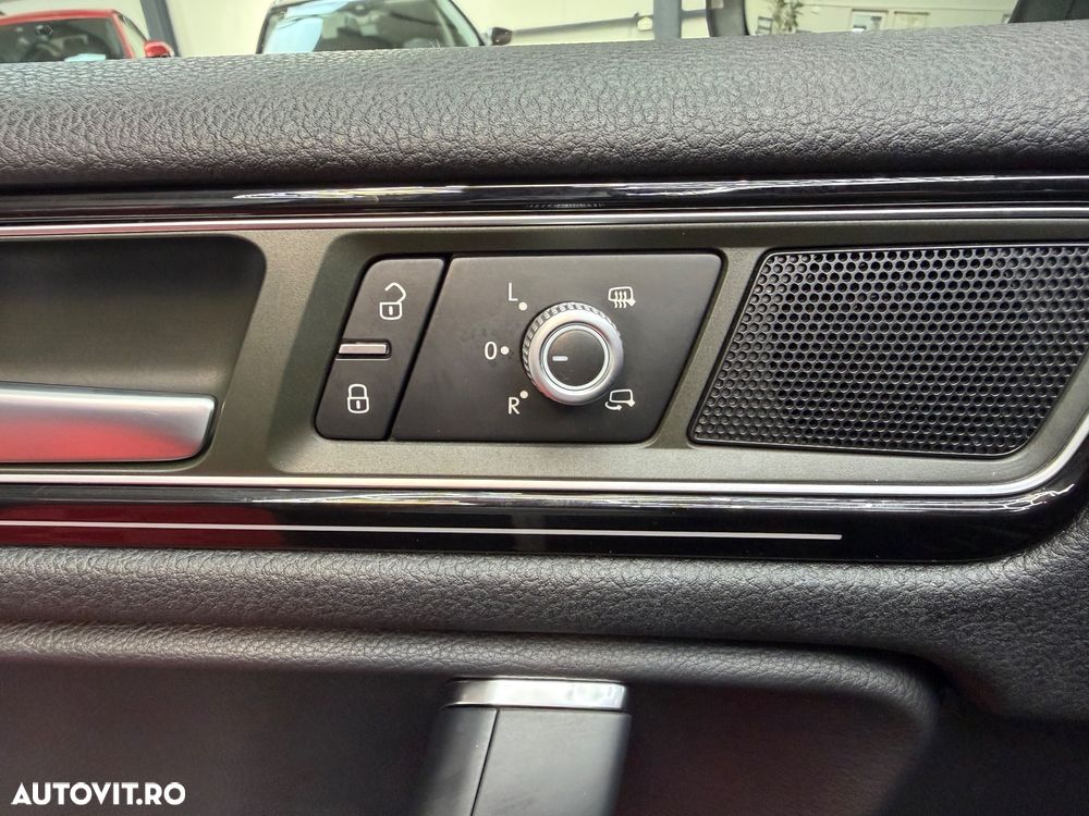 Volkswagen Touareg 3.0 V6 TDI BMT - 16