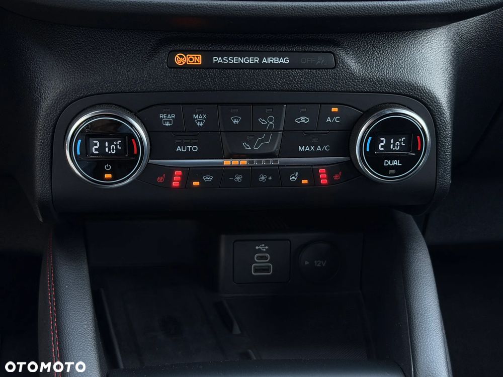 Ford Kuga 2.5 Duratec FHEV 4x4 ST-LINE X - 35