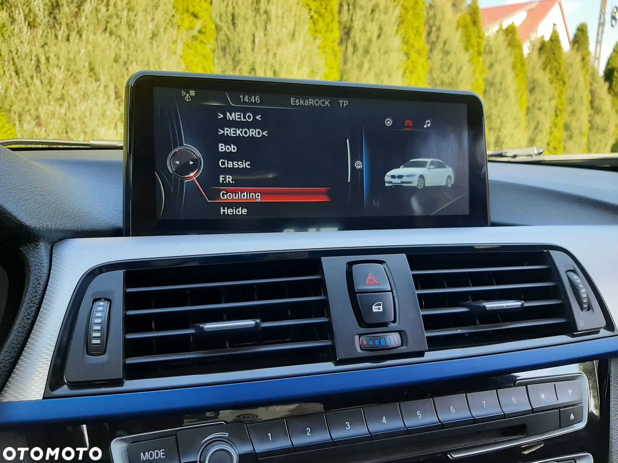 BMW Seria 3 318d M Sport Shadow - 23