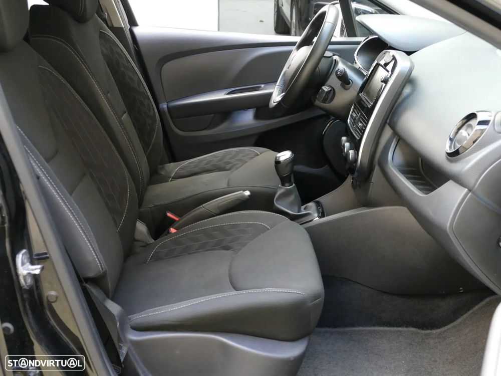 Renault Clio Sport Tourer 0.9 TCe Limited - 28