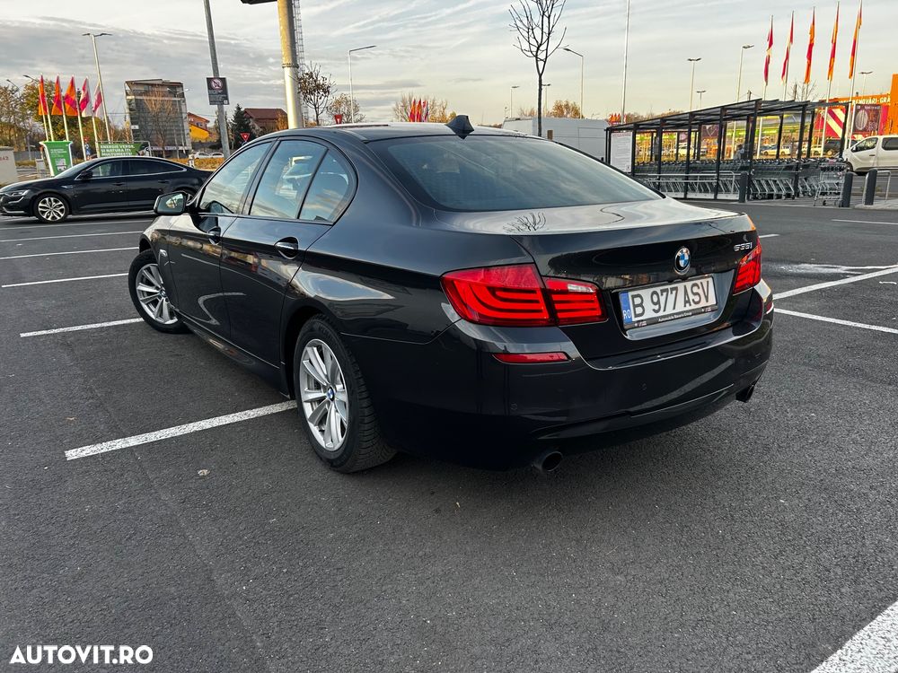 BMW Seria 5 535i Sport-Aut. Luxury Line - 4