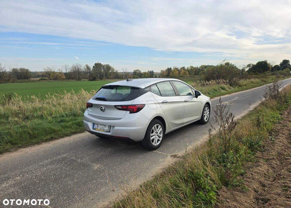 Opel Astra 2016 photo 4
