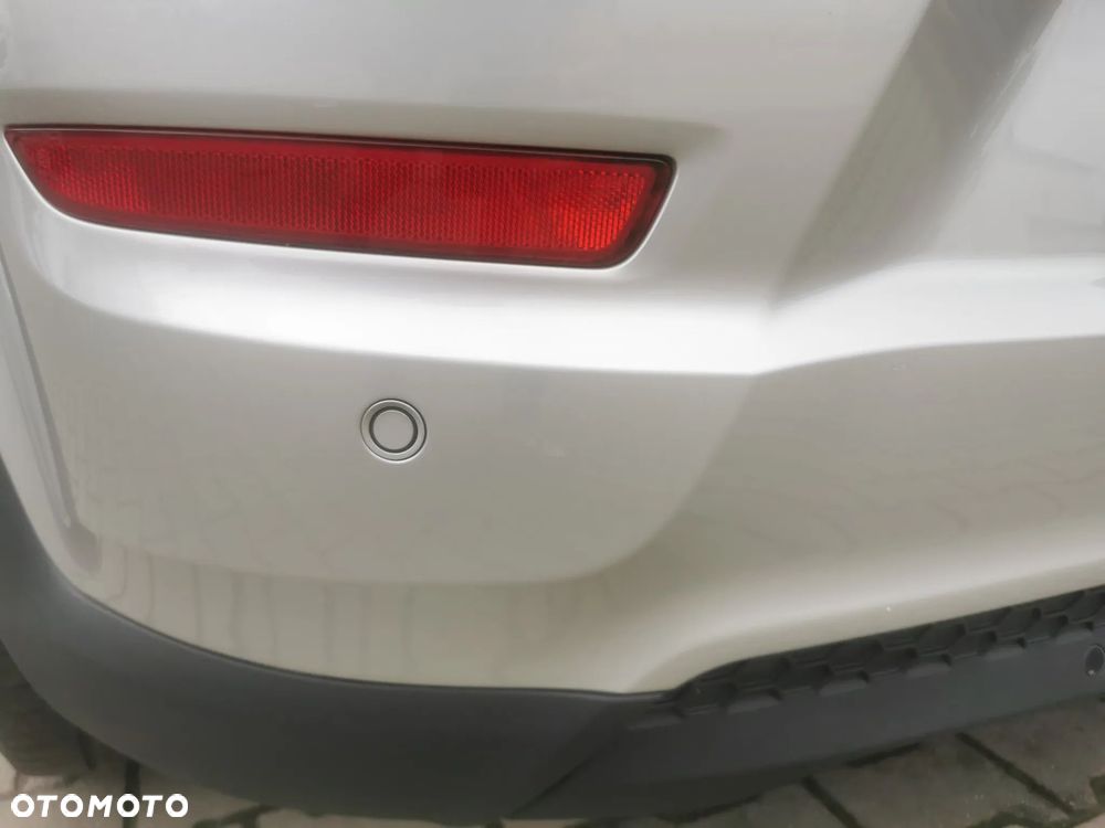 Volvo C30 D2 R-Design - 19