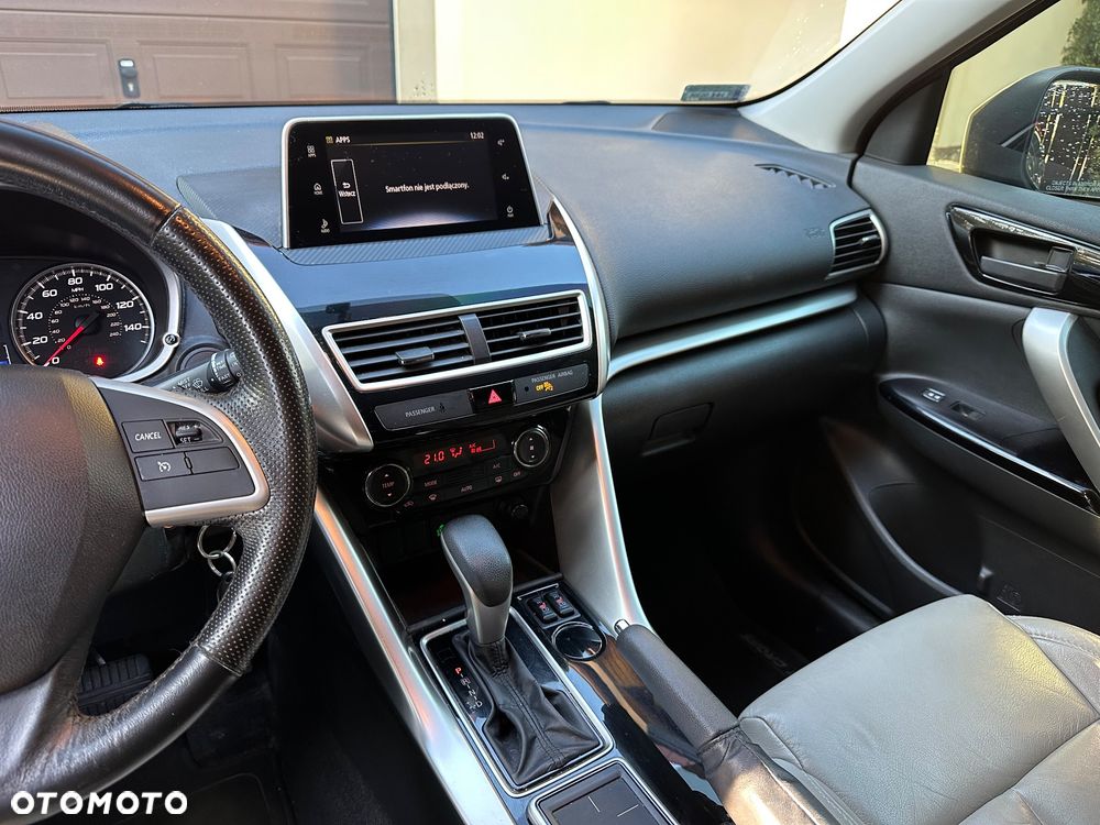 Mitsubishi Eclipse Cross - 14