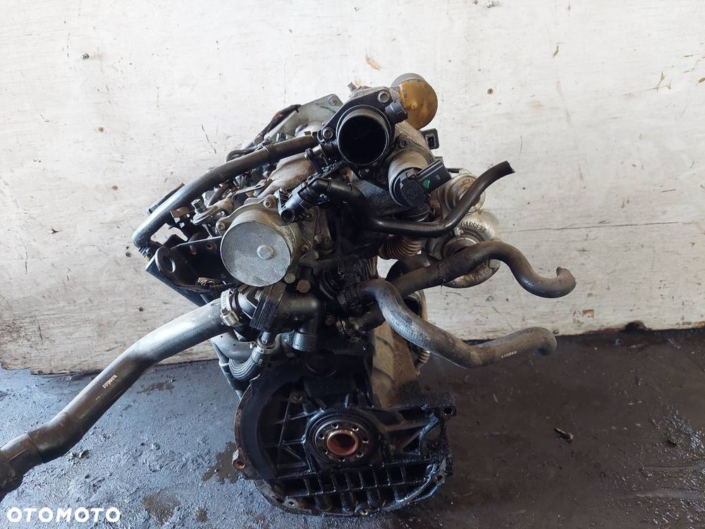 SILNIK POMPA WTRYSKI TURBO CARISMA 1.9 DID F9QT 8200055072 0445110021 - 4