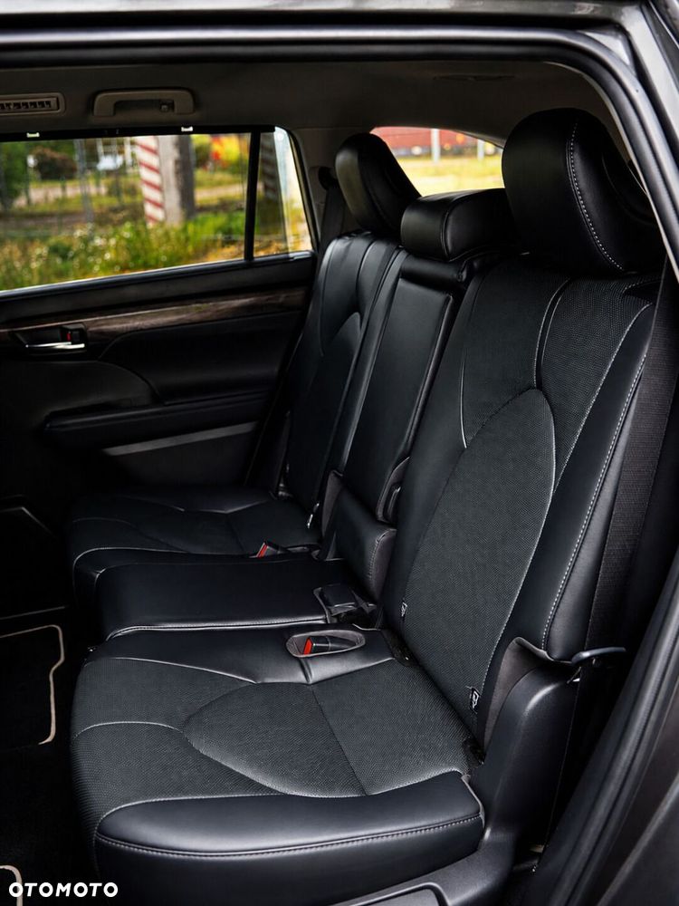 Toyota Highlander - 30