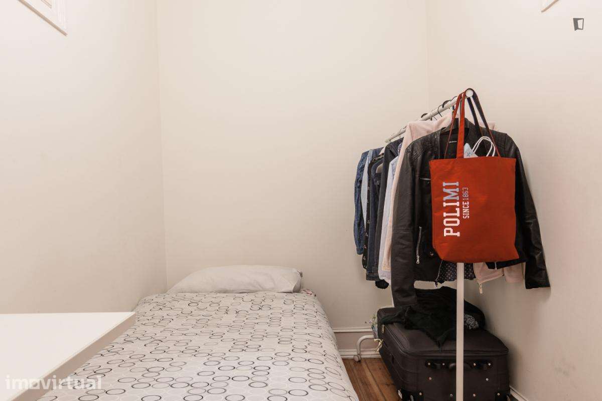 Quarto - localizado em Arroios Lisbon - Grande imagem: 2/11