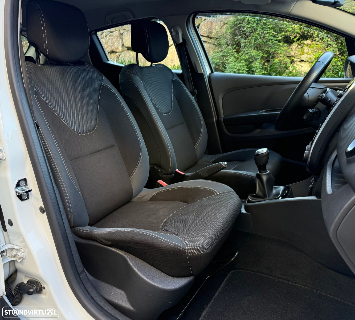 Renault Clio 1.5 dCi Zen - 20