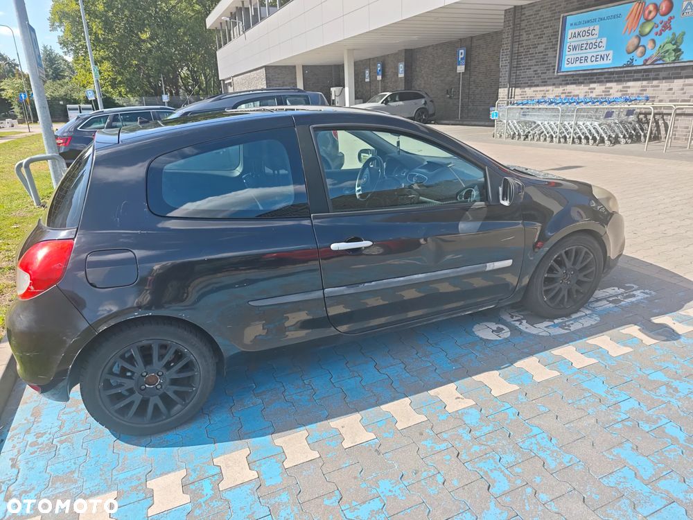 Renault Clio 2009 photo 4