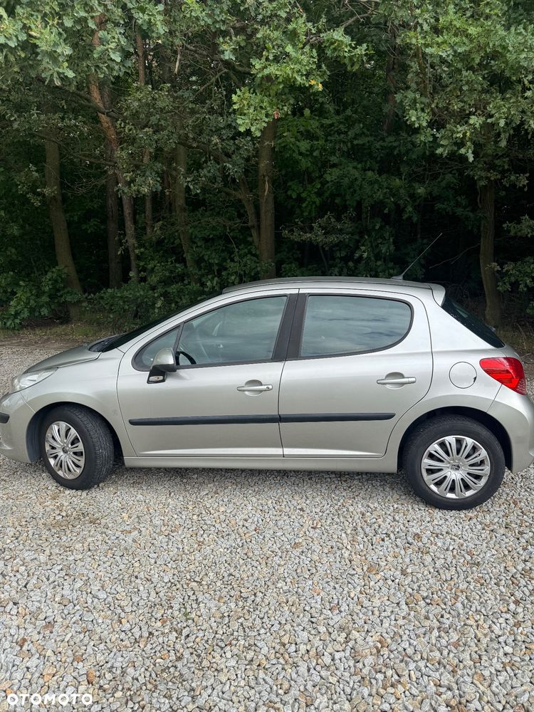 Peugeot 207 1.4 16V Trendy - 6
