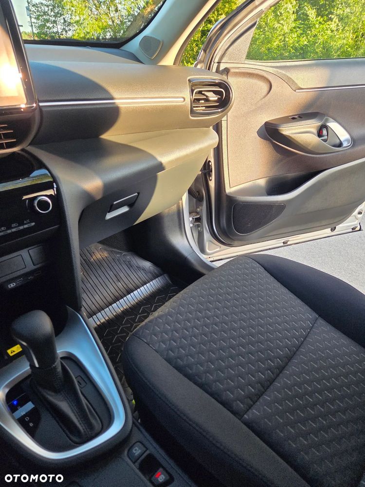 Toyota Yaris Cross - 10