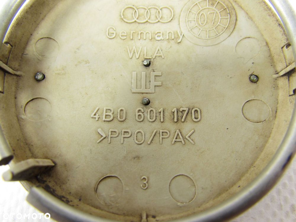 AUDI A3 A4 A6 DEKIELEK FELG  ALUMINIOWYCH 4B0601170 - 8