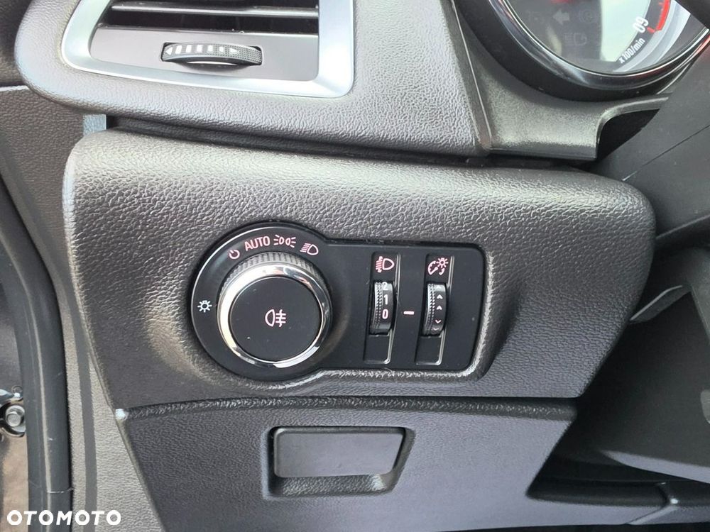 Opel Astra - 24