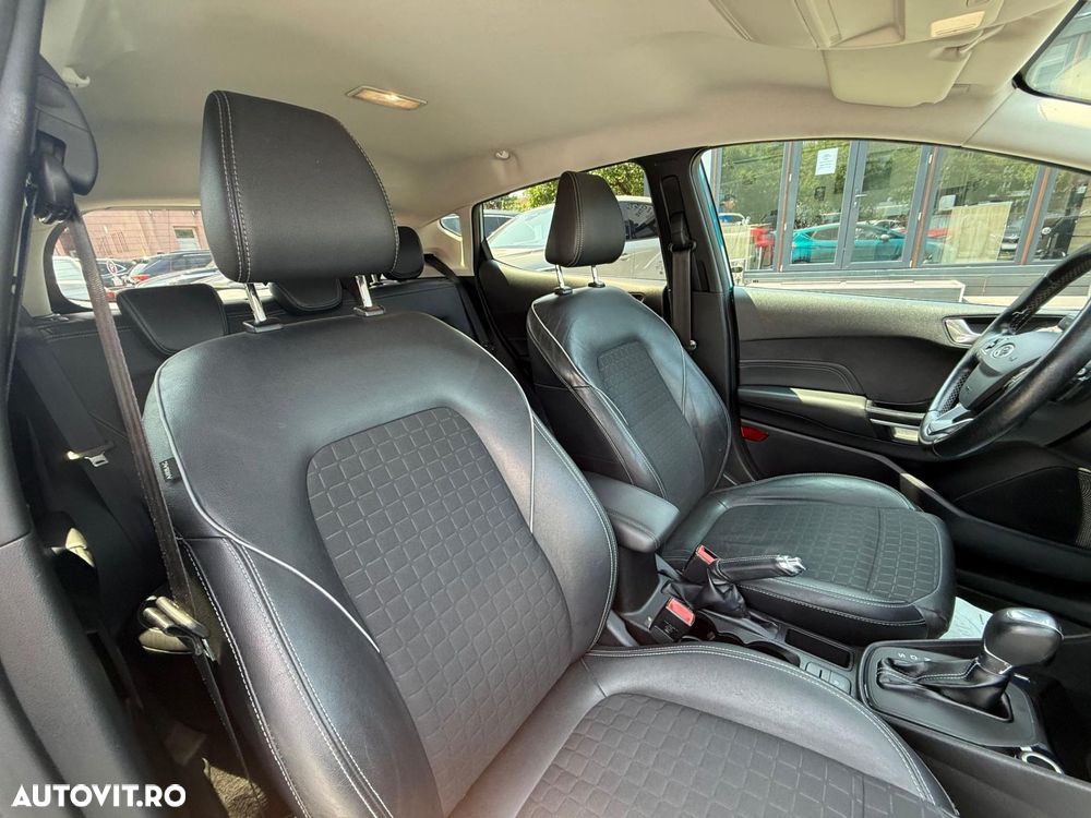 Ford Fiesta 1.0 EcoBoost Powershift ST Line - 21