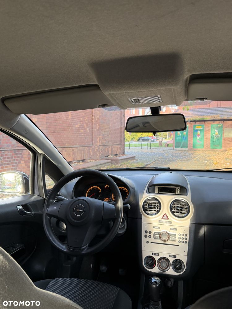 Opel Corsa - 13
